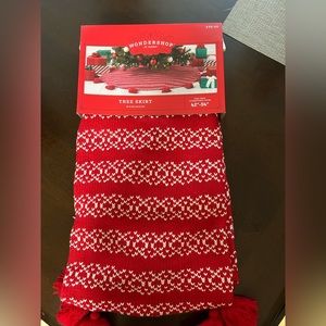 Christmas tree skirt